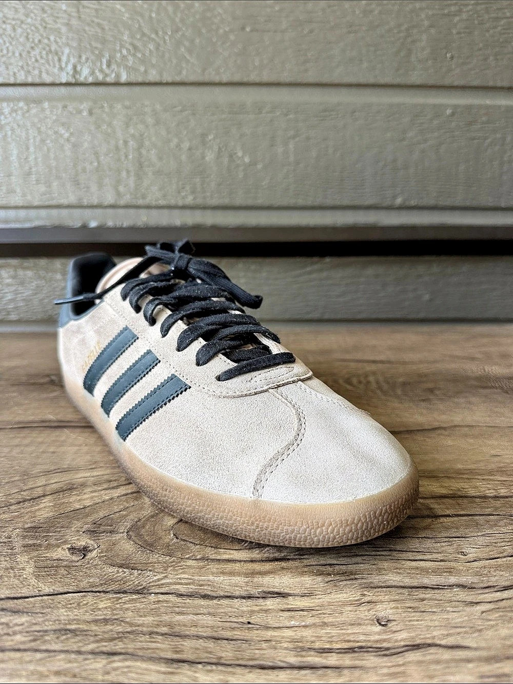 adidas Gazelle Men’s Sneakers Cream & Blue US 9.5